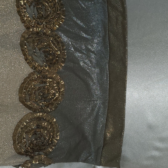 Sparkly Gold & Silver Tribute Dress - Picture 4 of 7